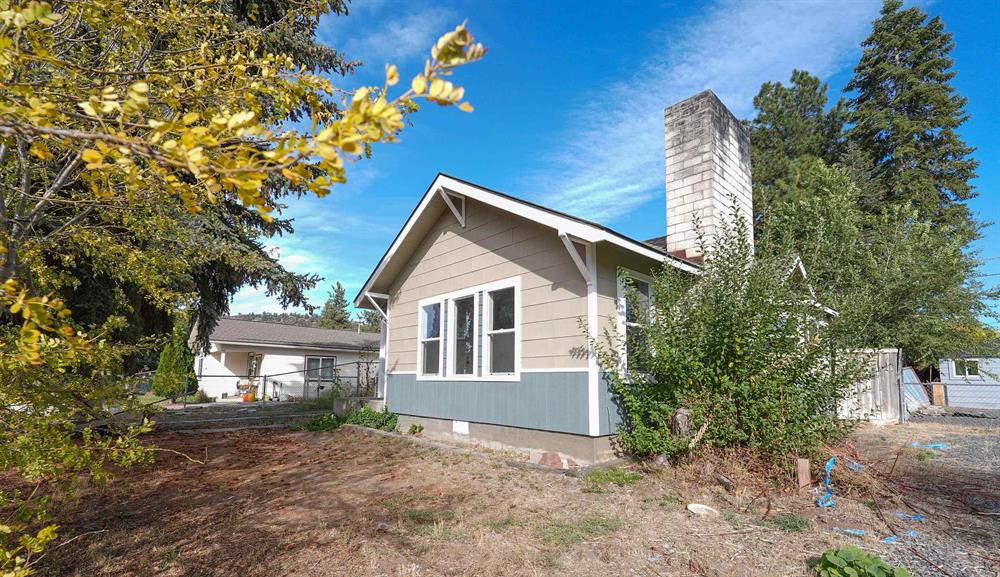217 S California, Dorris