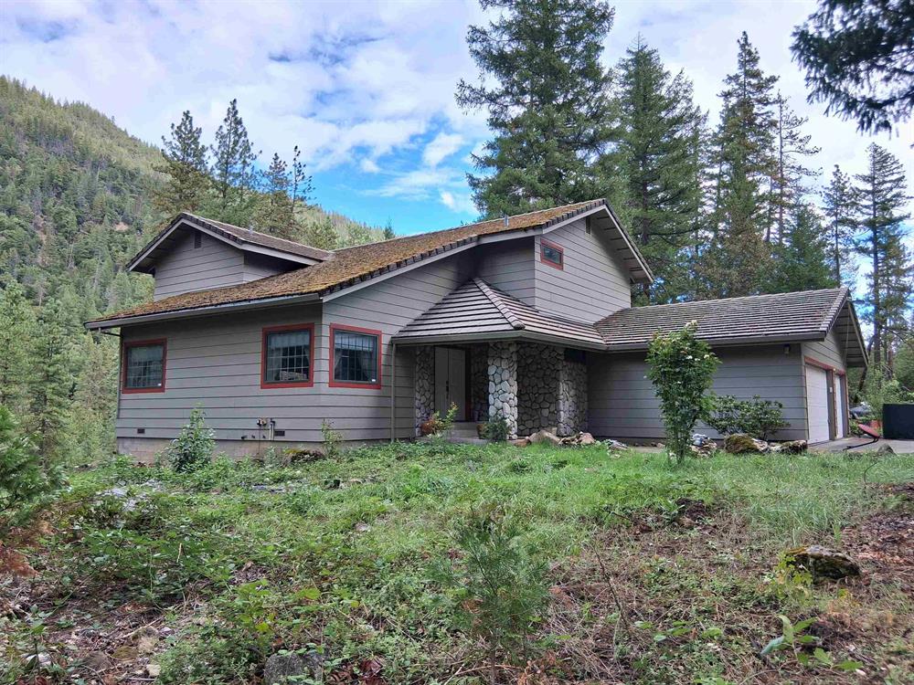 43331 Hwy 96, Seiad Valley