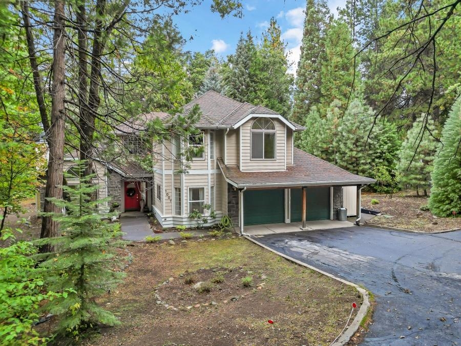 1007 McCloud Avenue, Mt Shasta