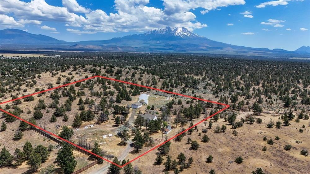 10410 County Highway A - 12, Montague