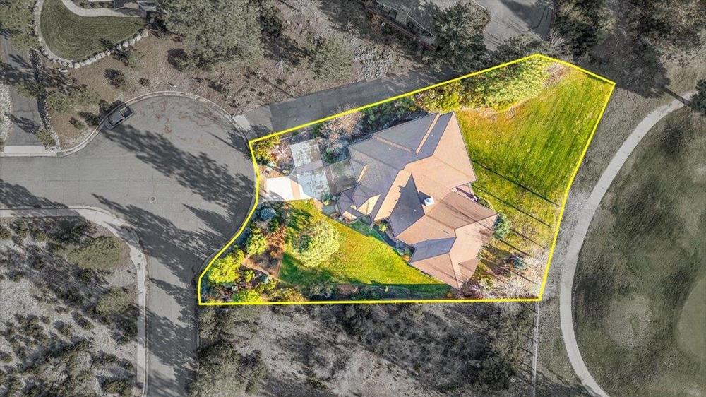 852 Deas Way, Mt Shasta