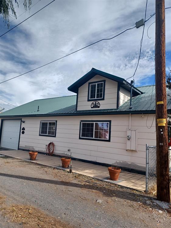 563 4th St. "A", Tulelake