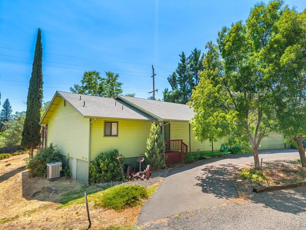 1105 North St., Yreka