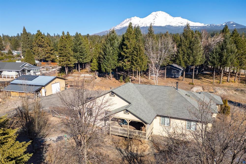 2620 Fryers Way, Mt Shasta