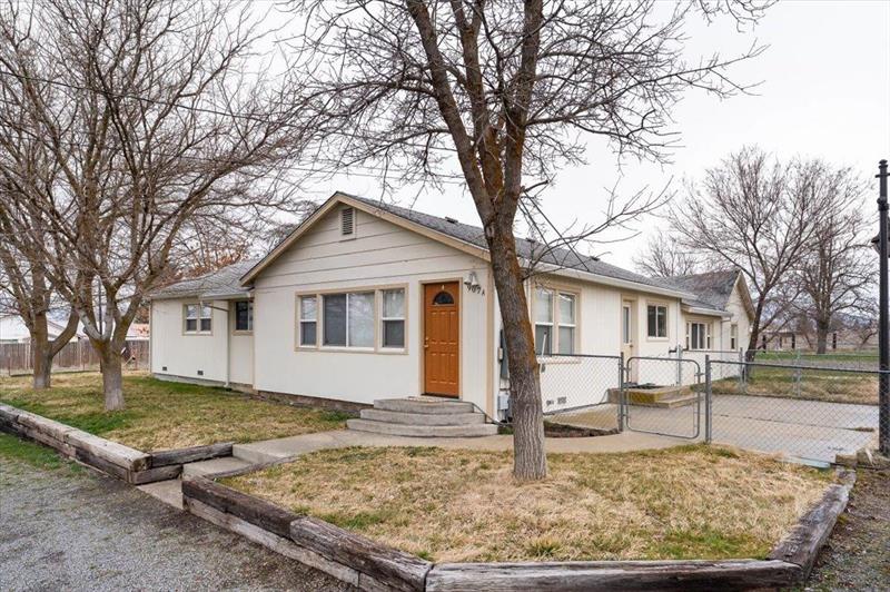 907-909 Ball Mountain Little Shasta Rd, Montague