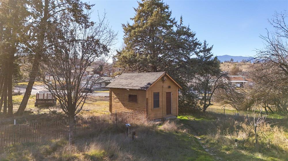 905 Campbell, Yreka