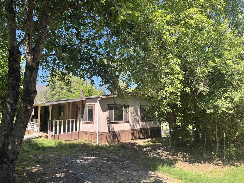 214 Buckhorn Road, Happy Camp