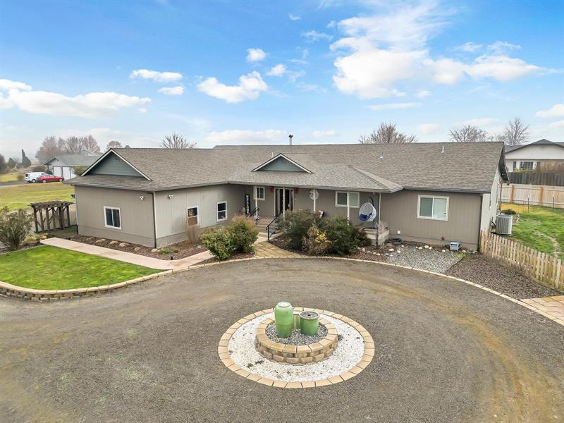 2622 Watson Court, Montague