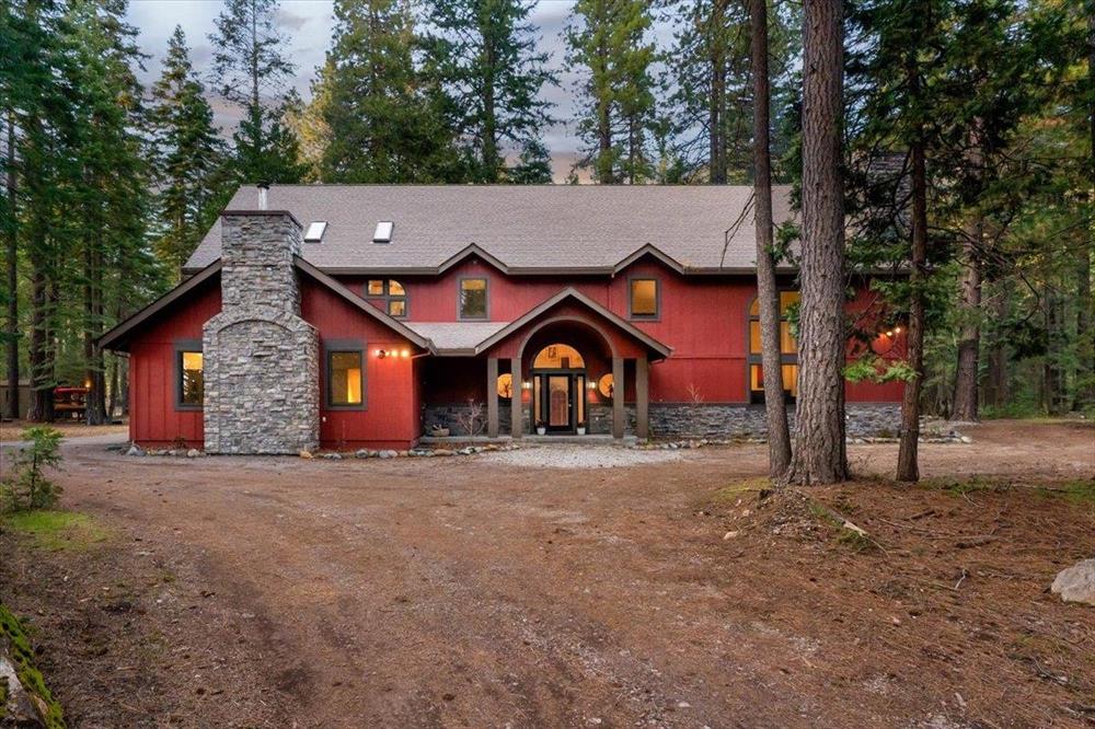 4025 Summit Drive, Mt Shasta