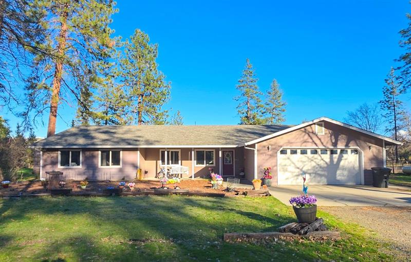 5328 Woodland Dr., Yreka