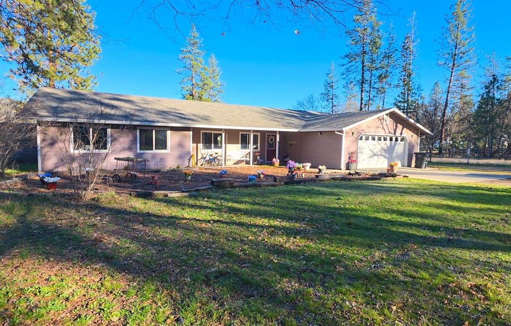 5328 Woodland Dr., Yreka
