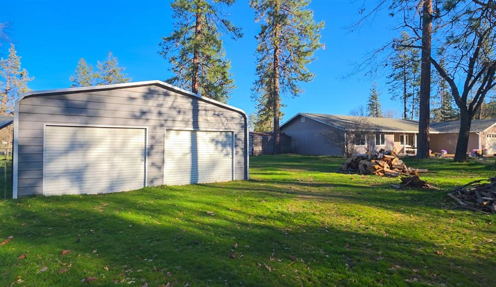 5328 Woodland Dr., Yreka