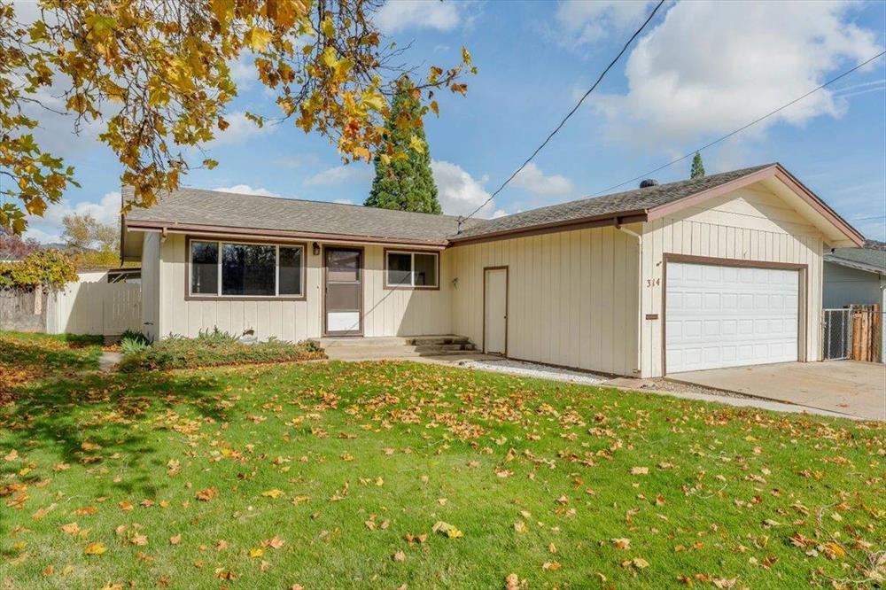 314 Anderson St, Yreka