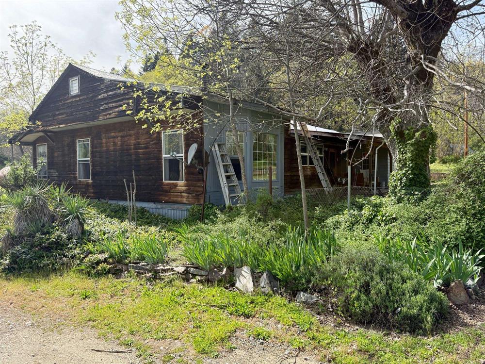 63013 Highway 96, Happy Camp
