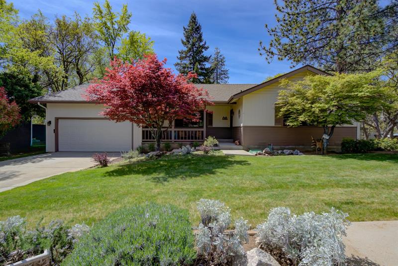 1239 Georgia Way, Yreka