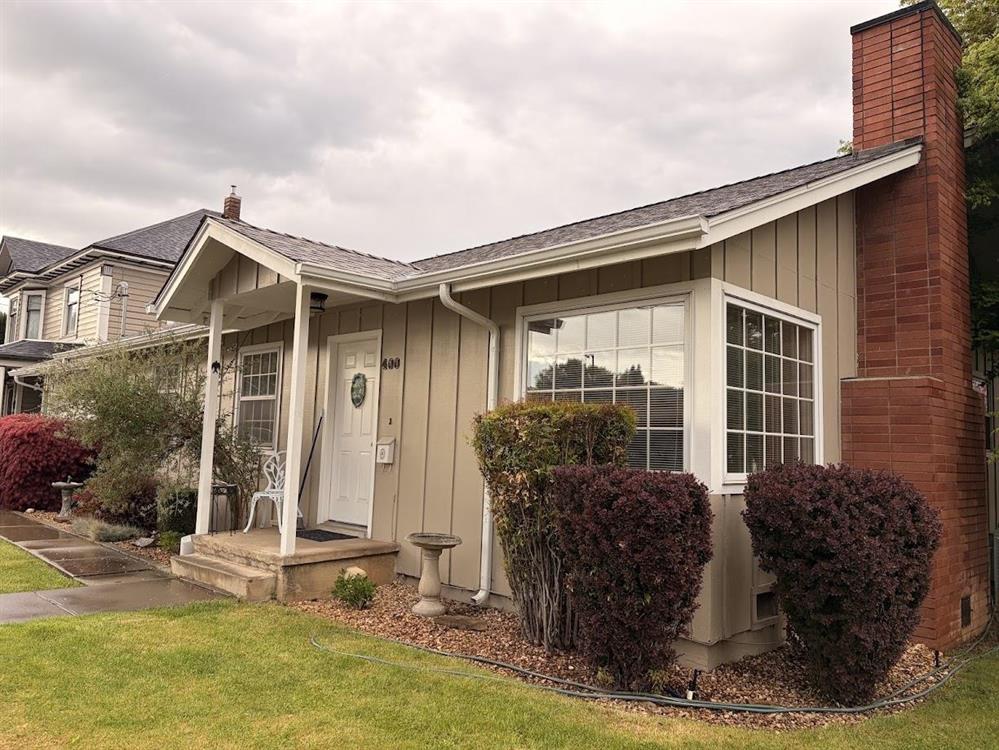 400 North Street, Yreka