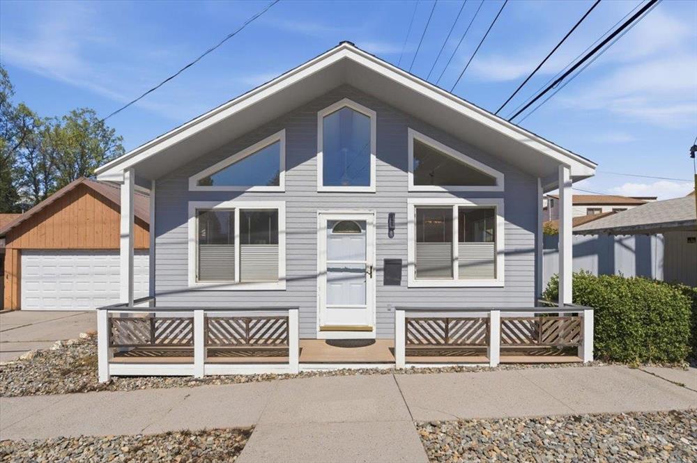310 W Jessie St, Mt Shasta