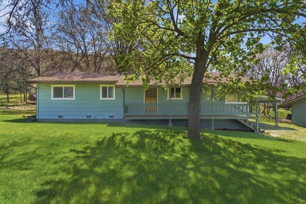 540 Rolling Hills Dr, Yreka