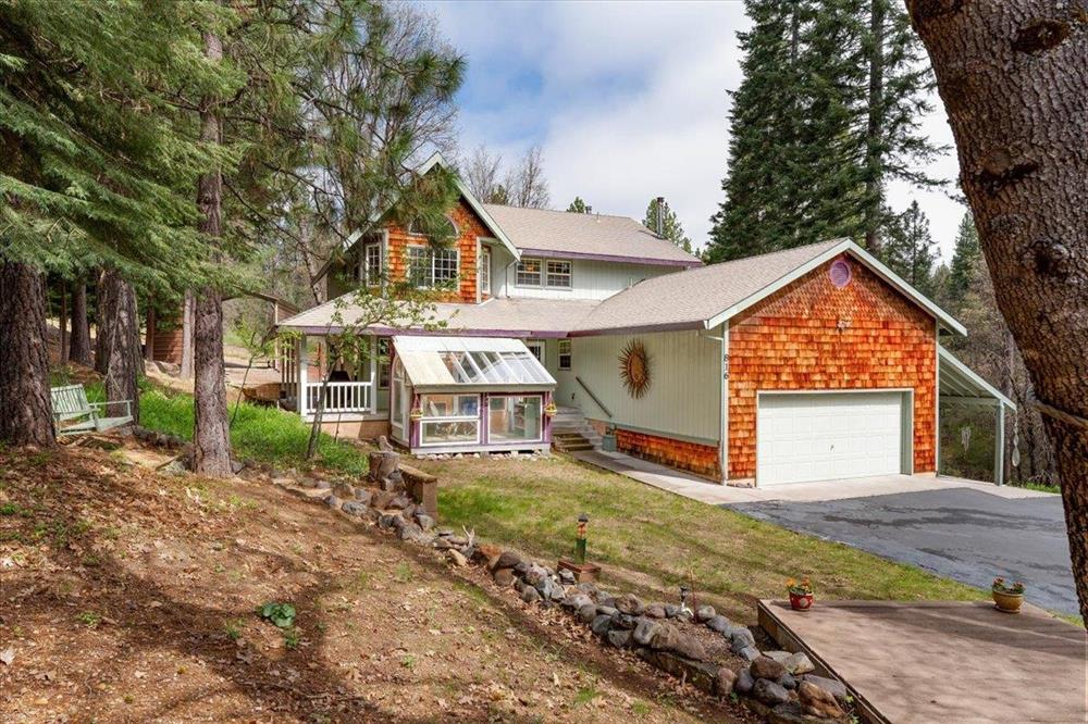 816 QUAIL COURT, McCloud