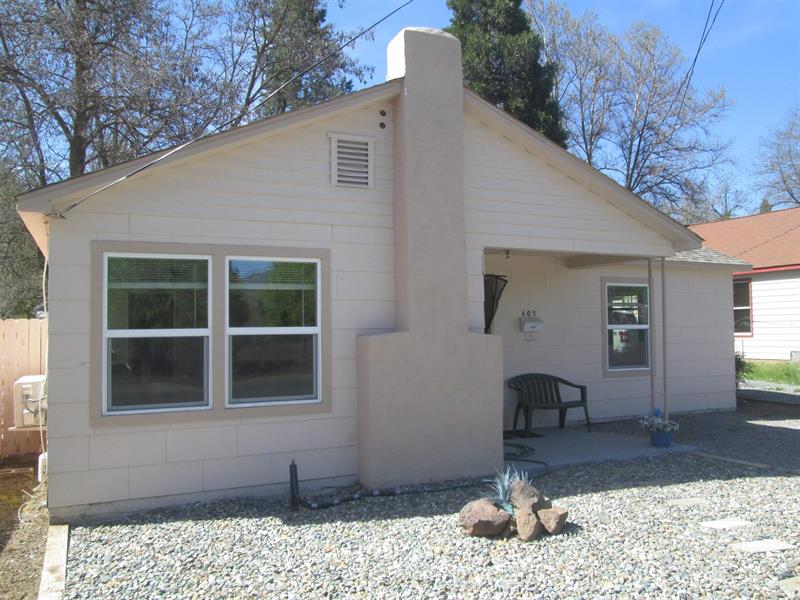 605 North Street, Yreka