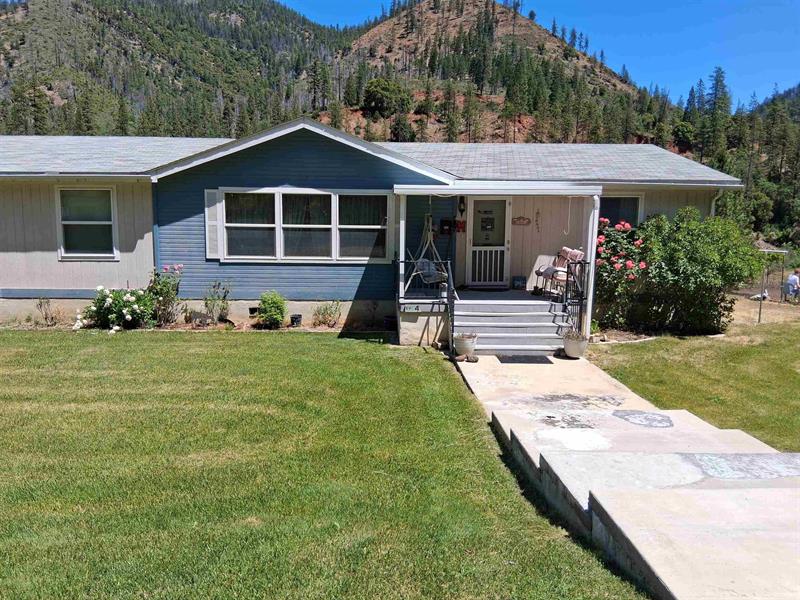 38727 Hwy 96, Seiad Valley