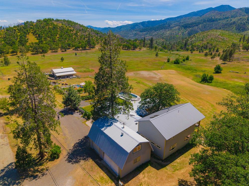 3540 Hilt Hungry Road, Hornbrook
