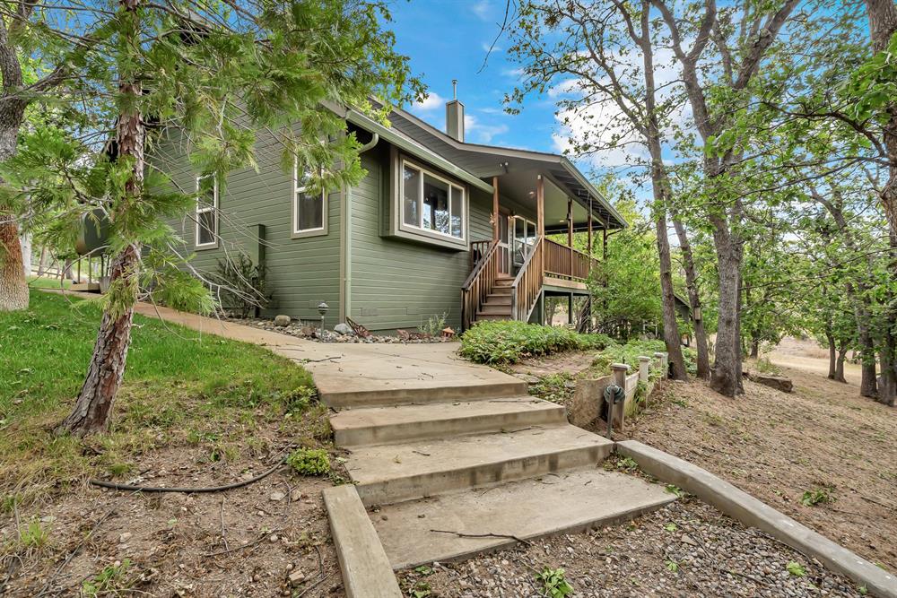 9115 Guys Gulch Road, Yreka