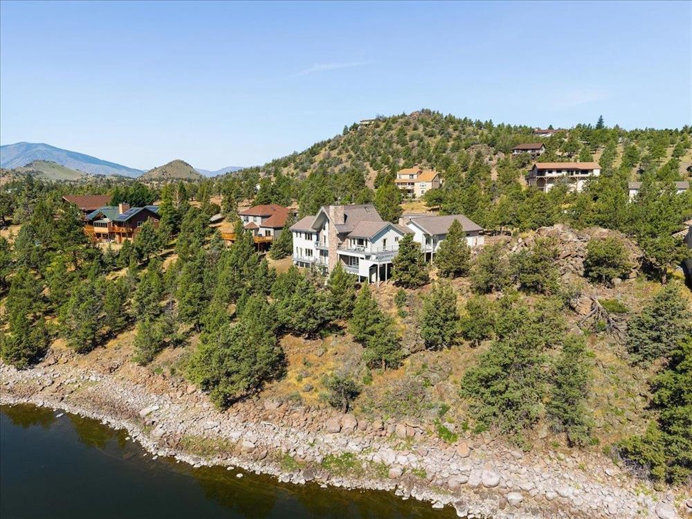 15000 Shoreline Drive, Weed