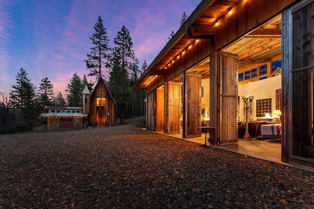 Blue Wolf Ranch, Callahan
