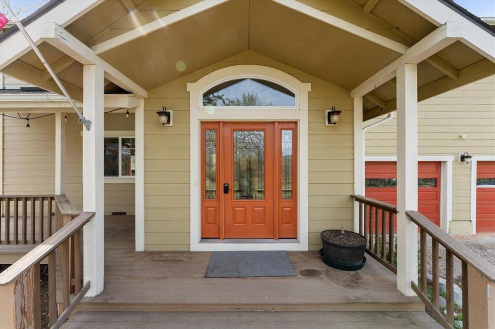 6126 Little Creek Rd, Yreka