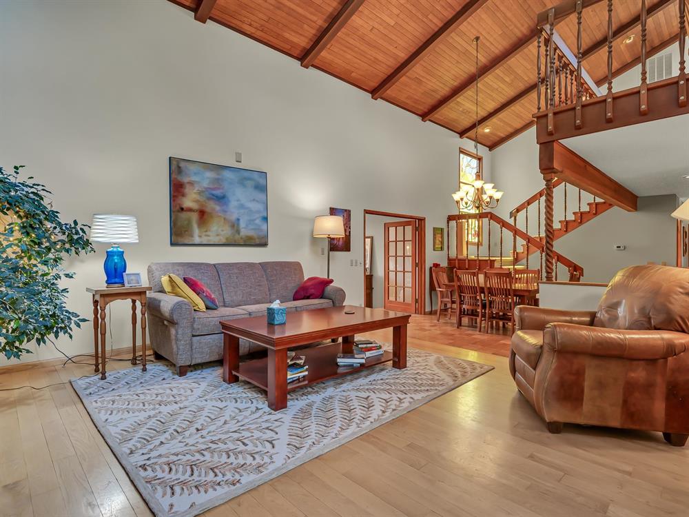 734 Meadowlark Lane, Yreka