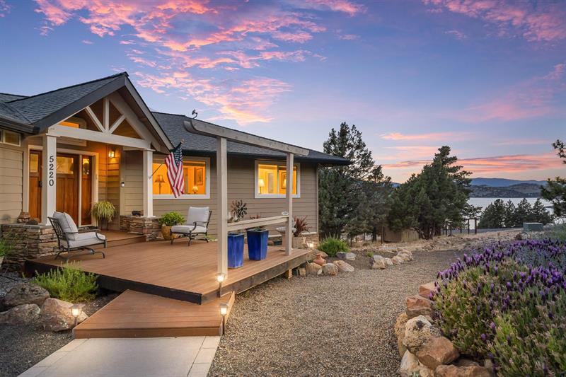5220 Saddle Ridge Road, Weed