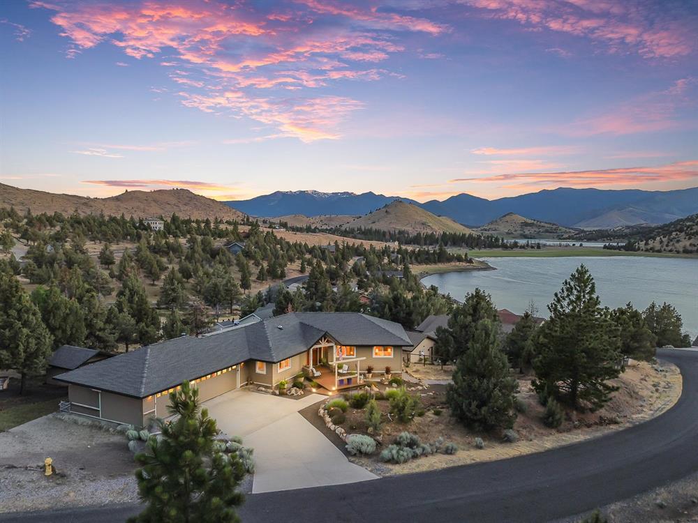 5220 Saddle Ridge Road, Weed