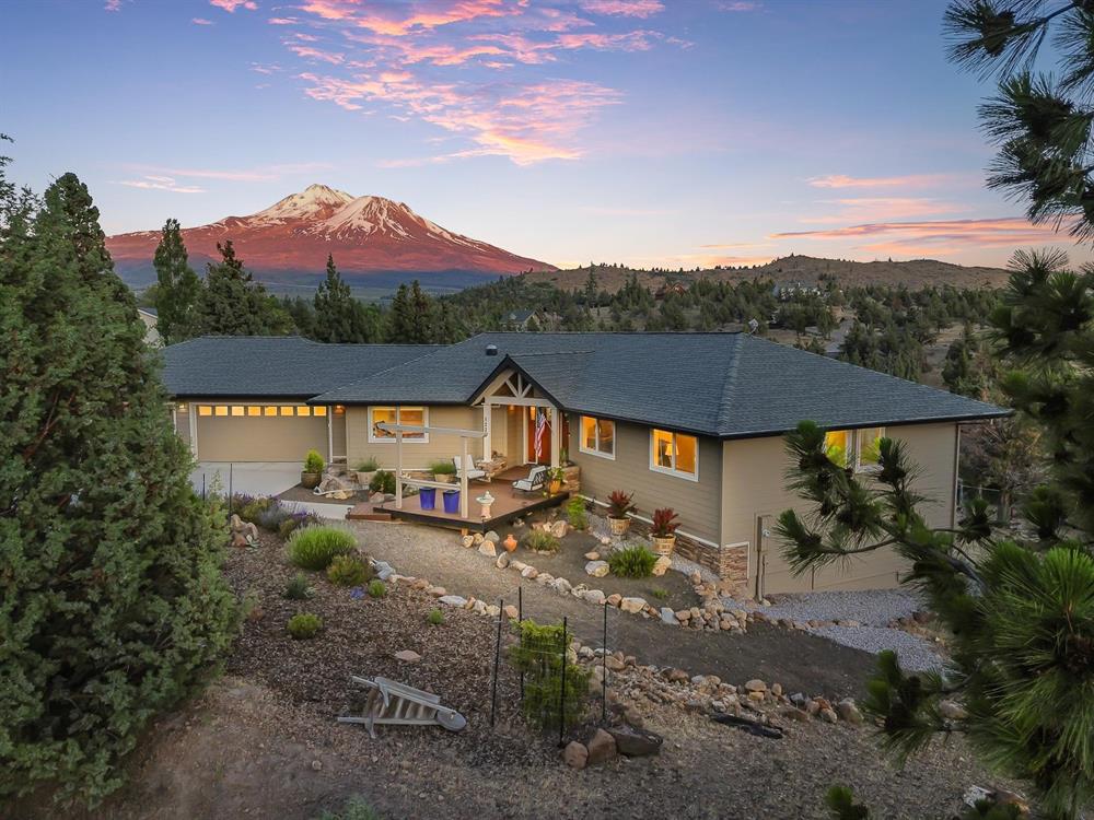5220 Saddle Ridge Road, Weed