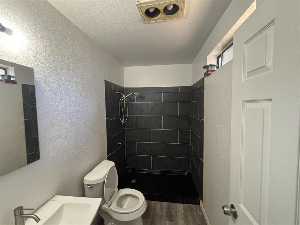 1336 Comstock, Yreka