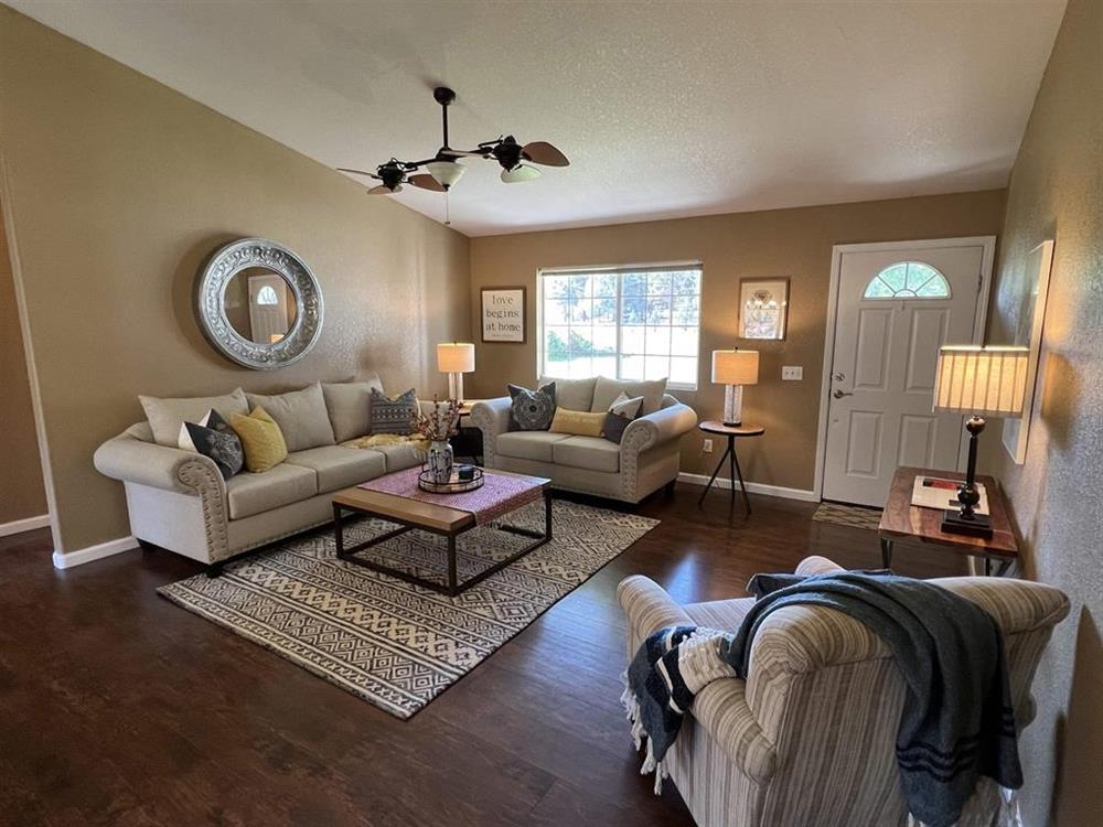 16940 Lakeshore Drive, Weed