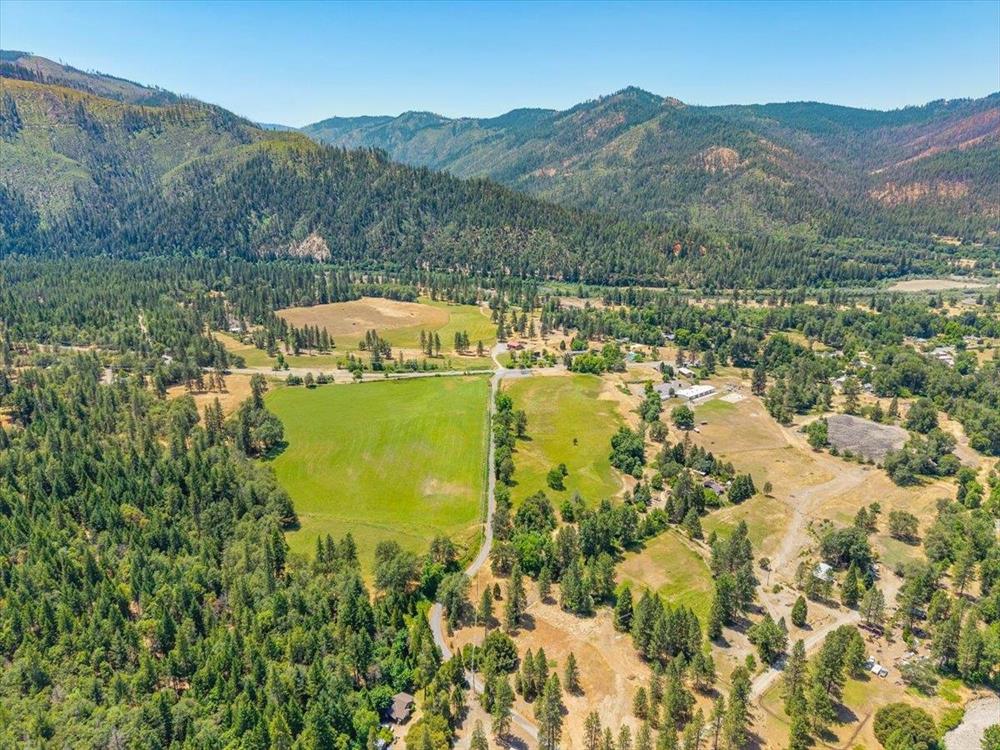 44510 State Hwy 96, Seiad Valley