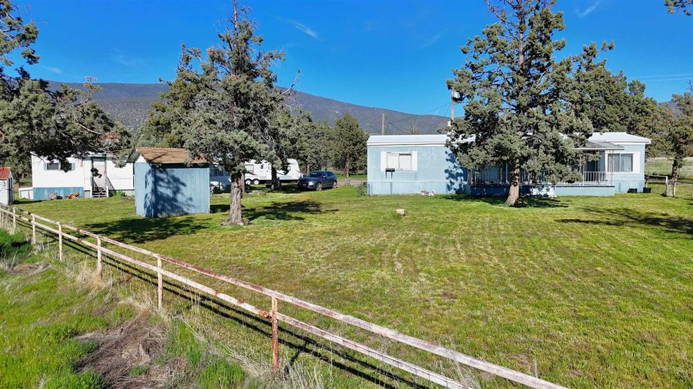 13521 Highway A-12, Montague
