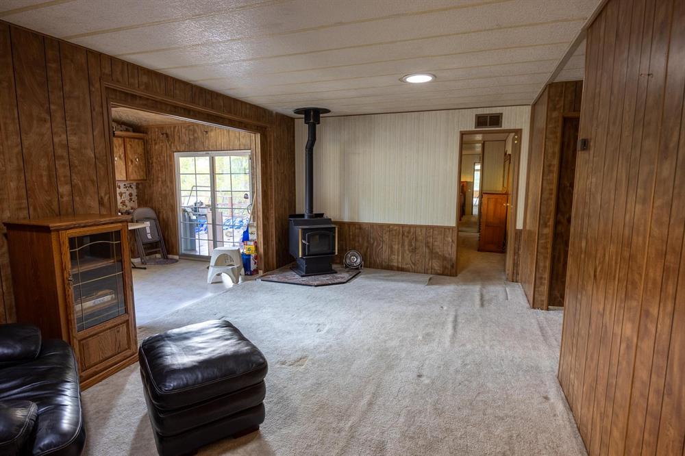 4616 HWY 96, Yreka