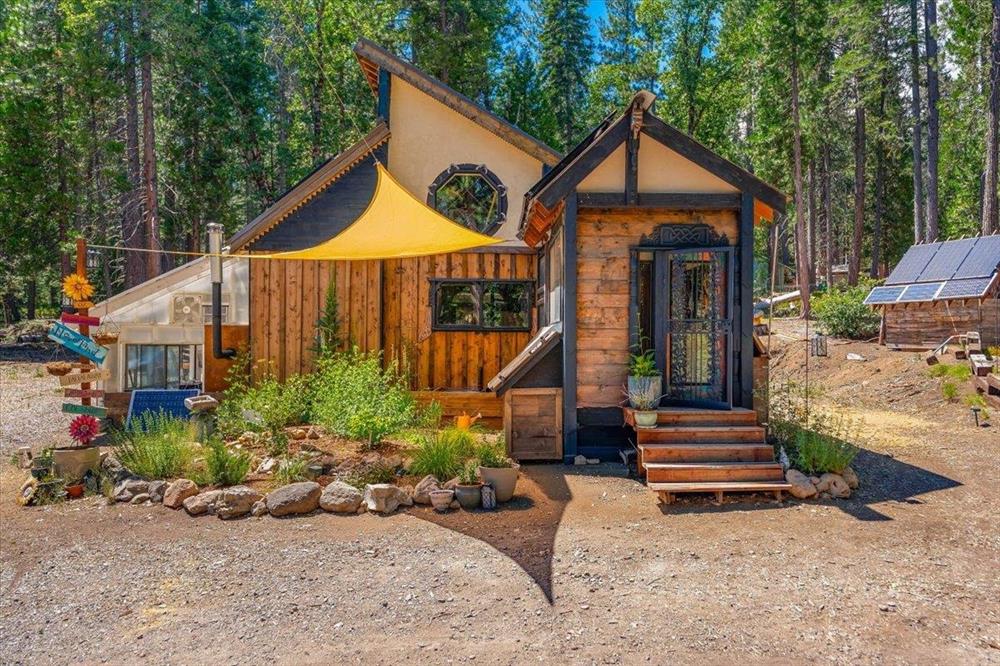 6803 Elk Springs Dr., McCloud