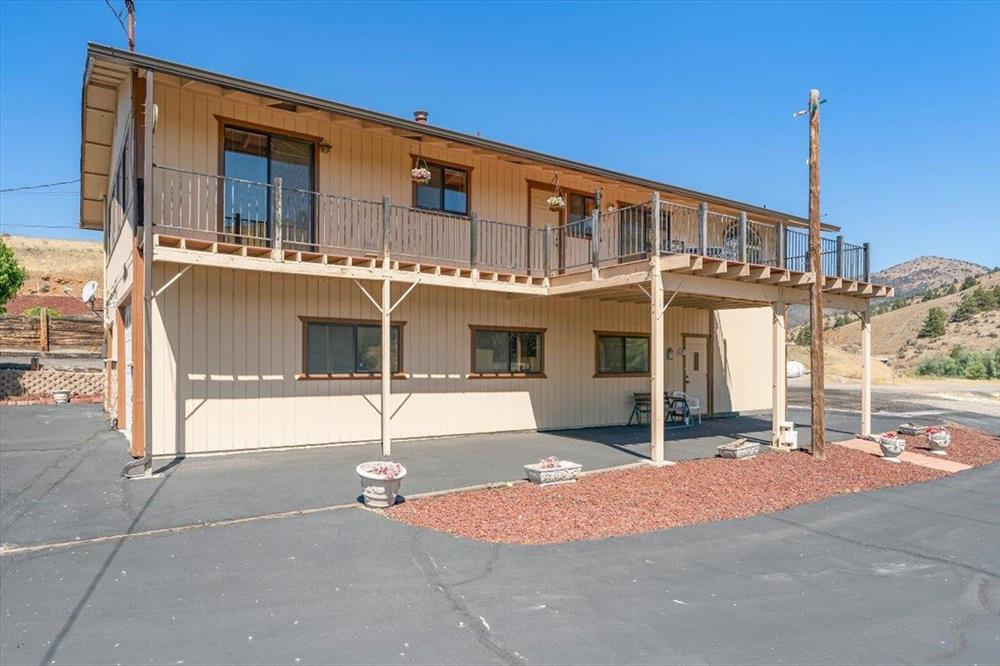 4204 State Highway 263, Yreka