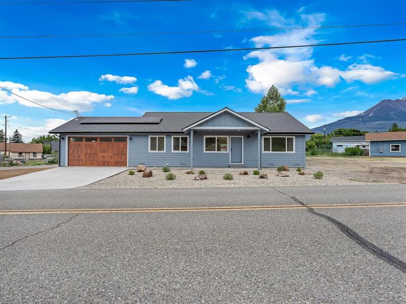 514 Shasta Avenue, Weed
