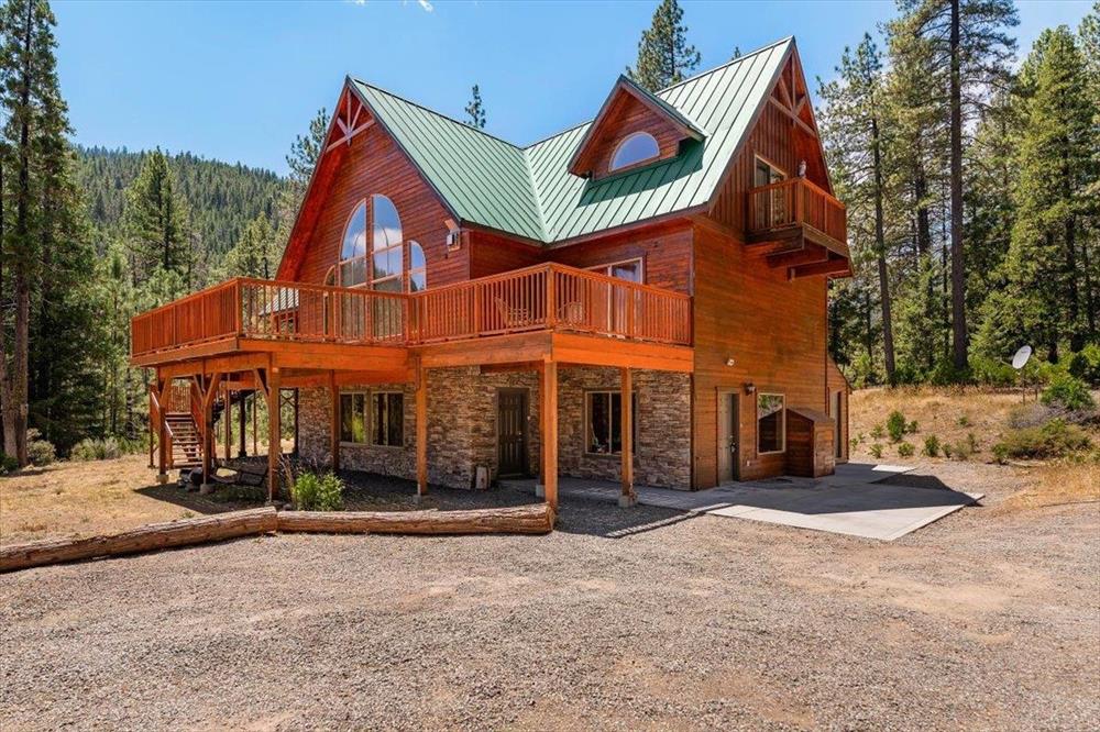 3914 Eddy Creek Rd., Weed