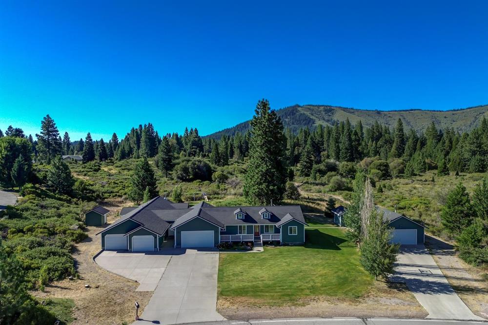 1135 Quail Meadow Dr., Mt Shasta