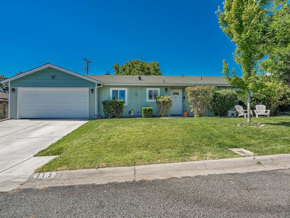 915 Pioneer St., Yreka
