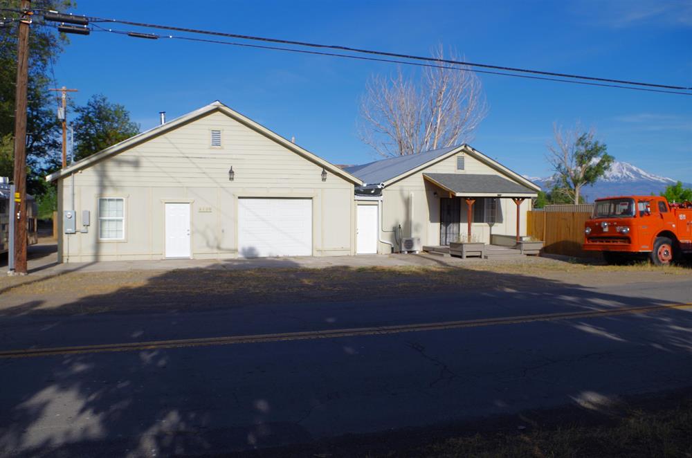 6130 Siskiyou Ave., Grenada
