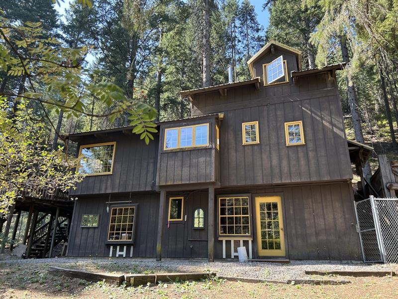 1404 S Shasta Ranch Rd, Mt Shasta