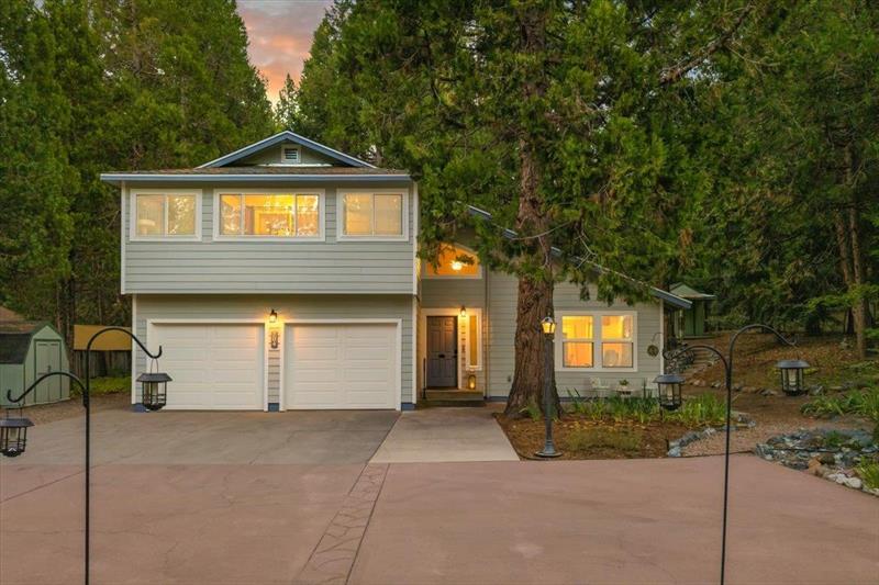704 S Washington Dr., Mt Shasta
