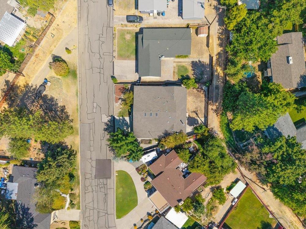 914 Park Pl, Yreka