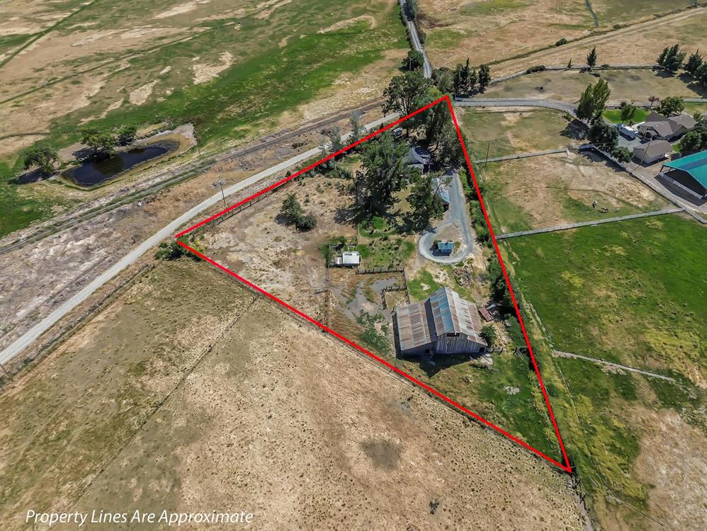 304 FIOCK ROAD, Montague